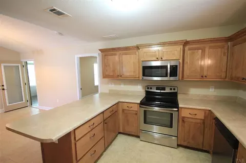 4931 Covenant Cir, Pace, FL 32571 photo 8