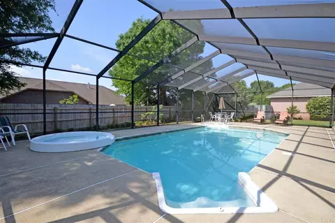 4267 Spindlewick Dr, Pace, FL 32571 photo 2