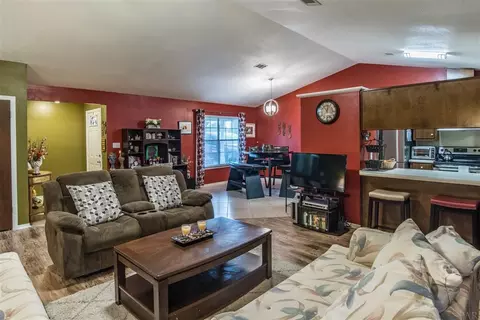 5312 Casper Cir, Milton, FL 32570 photo 3