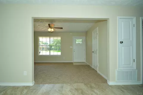4441 Pine Villa Cir, Pace, FL 32571 photo 7