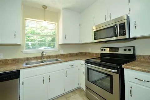 4441 Pine Villa Cir, Pace, FL 32571 photo 9