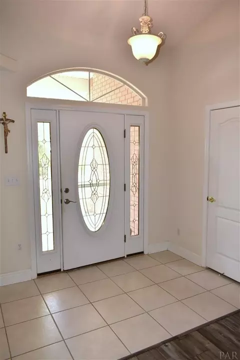 4204 Lancaster Gate Dr, Pace, FL 32571 photo 9