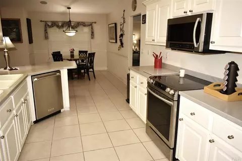 4204 Lancaster Gate Dr, Pace, FL 32571 photo 15