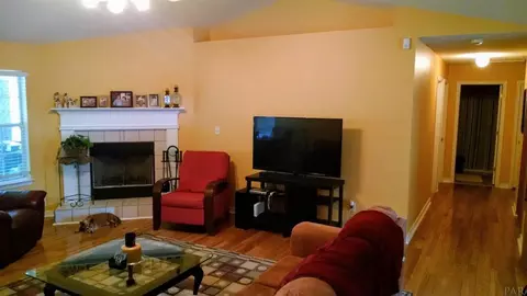6180 Red Tail Dr, Milton, FL 32570 photo 5