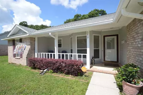 5012 Potomac Dr, Pace, FL 32571 photo 2