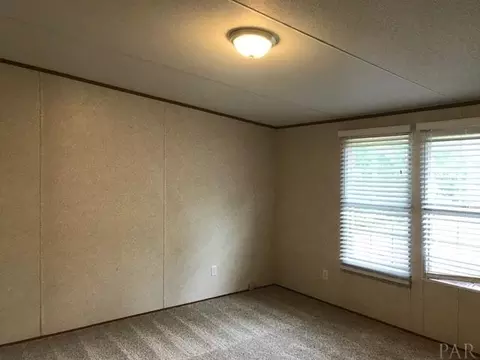 10775 Hatcher St, Milton, FL 32583 photo 9