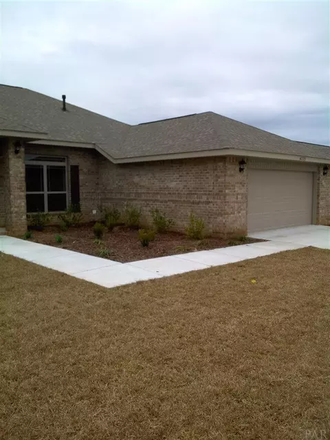 4775 Legacy St, Milton, FL 32570 photo 2