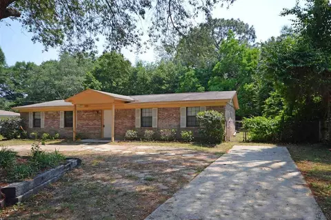 5894 Cedar Tree Dr, Milton, FL 32570 photo 1