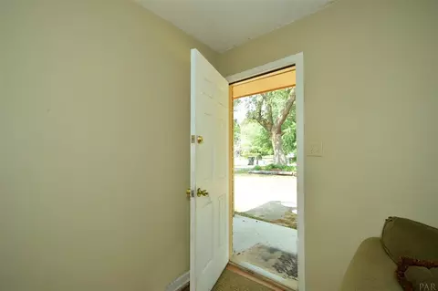 5894 Cedar Tree Dr, Milton, FL 32570 photo 13