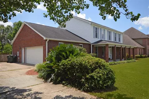5660 Sandstone Dr, Pace, FL 32571 photo 2