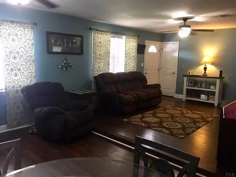 5447 Holley St, Milton, FL 32583 photo 7