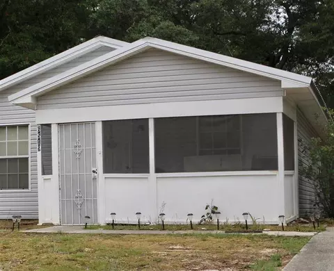 6519 Colonial Dr, Milton, FL 32570 photo 3