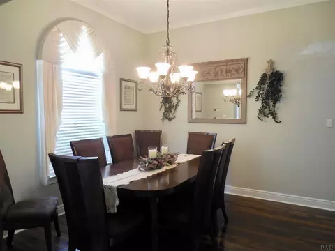 1013 Brandermill Dr, Cantonment, FL 32533 photo 4