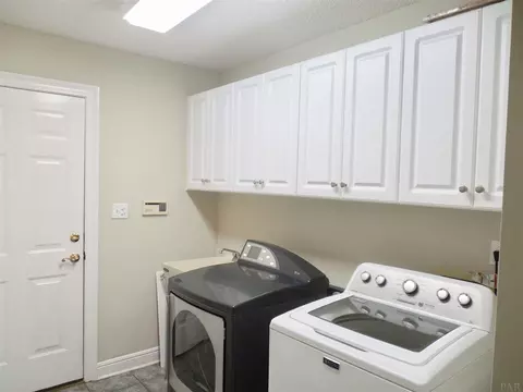 1013 Brandermill Dr, Cantonment, FL 32533 photo 14