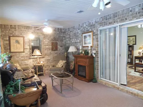 1013 Brandermill Dr, Cantonment, FL 32533 photo 8