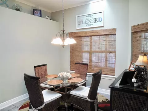1013 Brandermill Dr, Cantonment, FL 32533 photo 9