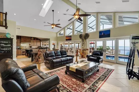 7801 Petersen Pt Rd, Milton, FL 32583 photo 6