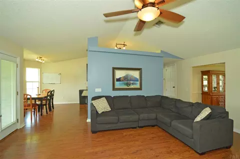 5886 Admirals Rd, Milton, FL 32583 photo 3