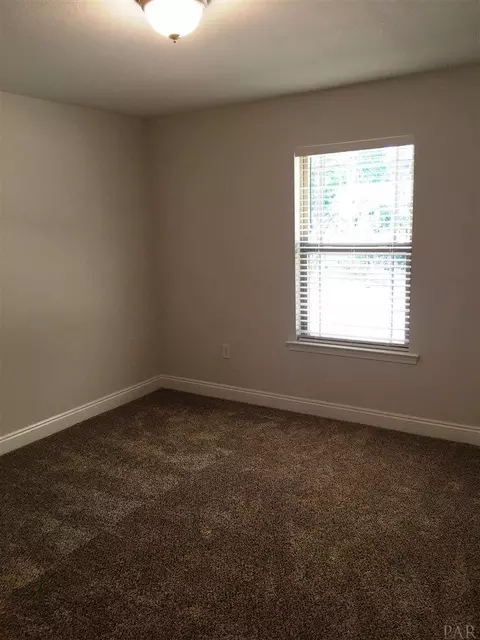 8928 Clearbrook Dr, Milton, FL 32583 photo 17