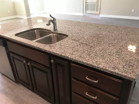 8910 Clearbrook Dr, Milton, FL 32583 photo 6