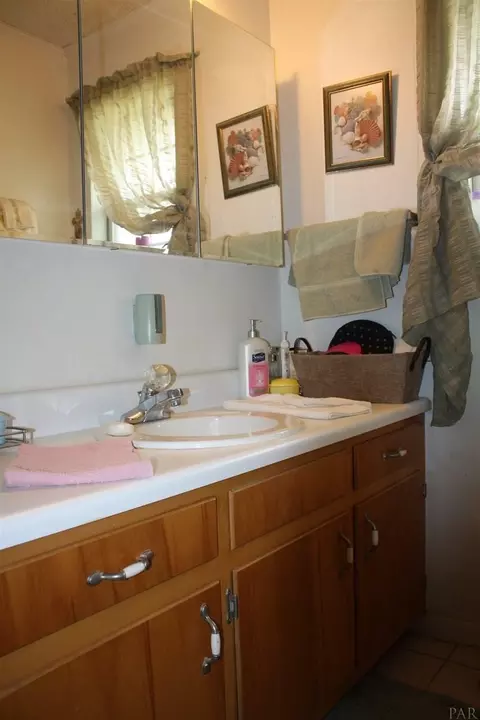 6081 Robin Rd, Crestview, FL 32539 photo 11