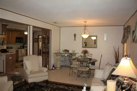 6081 Robin Rd, Crestview, FL 32539 photo 6