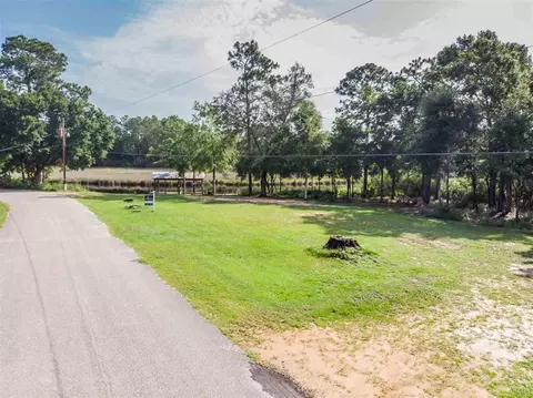 3030 N 23rd Ave, Milton, FL 32583 photo 11