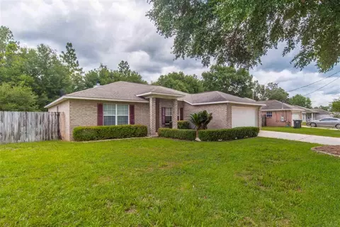 5066 Copperfield Dr, Pace, FL 32571 photo 3