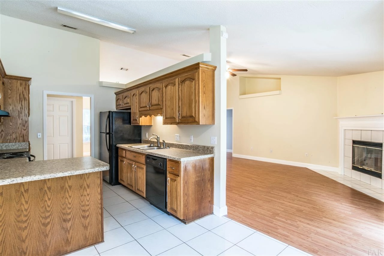 5066 Copperfield Dr, Pace, FL 32571 photo 11