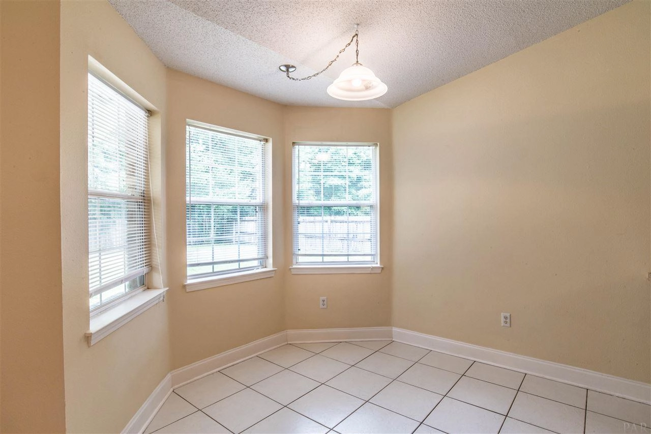 5066 Copperfield Dr, Pace, FL 32571 photo 9