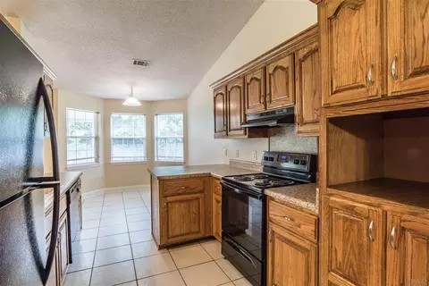 5066 Copperfield Dr, Pace, FL 32571 photo 8