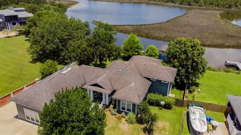 5652 Tarpon Ct, Milton, FL 32583 photo 2