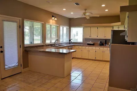 5679 Sandstone Dr, Pace, FL 32571 photo 6
