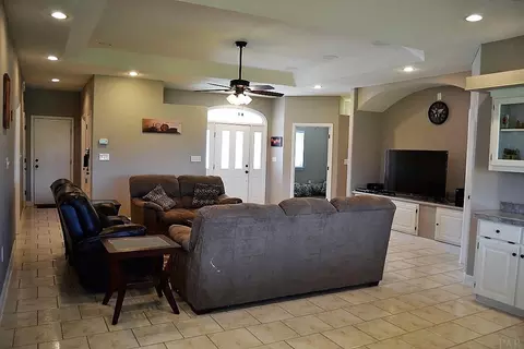 5679 Sandstone Dr, Pace, FL 32571 photo 3