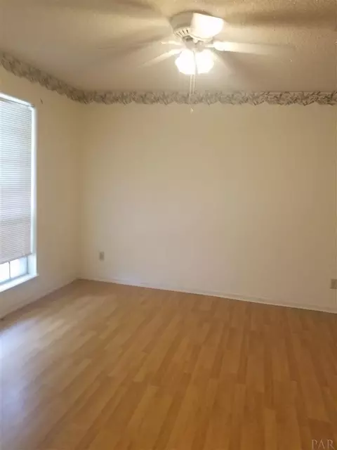 5204 Dellran Dr, Pace, FL 32571 photo 9