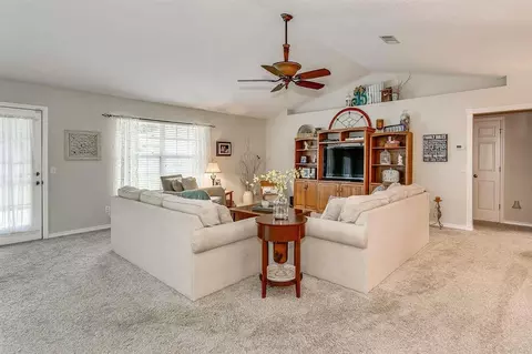 2104 Jarrod Dr, Cantonment, FL 32533 photo 5