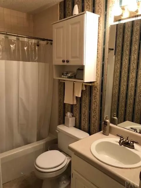 7323 Copter Ln, Milton, FL 32570 photo 11