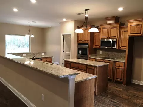 8946 Clearbrook Dr, Milton, FL 32583 photo 11