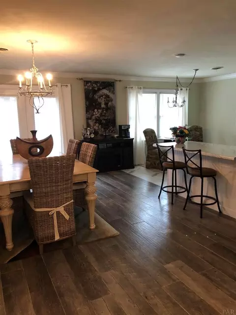 6355 Mockingbird Ln, Milton, FL 32570 photo 9