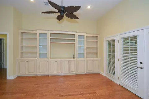 6328 Honeysuckle Dr, Milton, FL 32570 photo 9