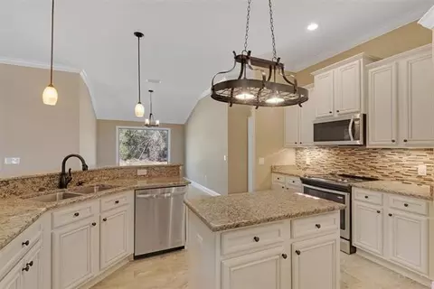 5374 Southlake Dr, Pace, FL 32571 photo 6
