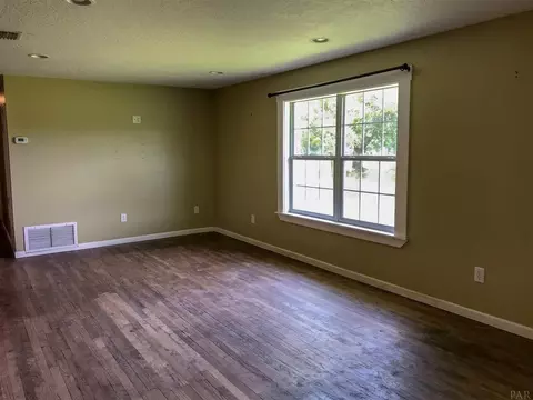 8950 Fortune Rd, Milton, FL 32583 photo 11