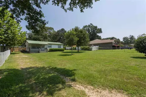1254 Midway Dr, Cantonment, FL 32533 photo 2