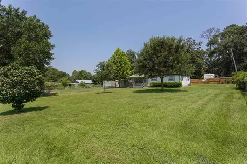 1254 Midway Dr, Cantonment, FL 32533 photo 3