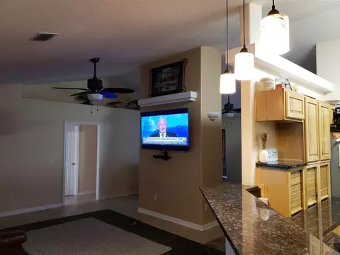 3305 Windy Oaks Dr, Pace, FL 32571 photo 9