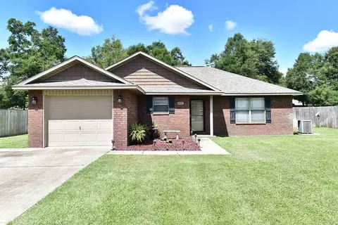 4331 Glen Forest Dr, Milton, FL 32583 photo 1
