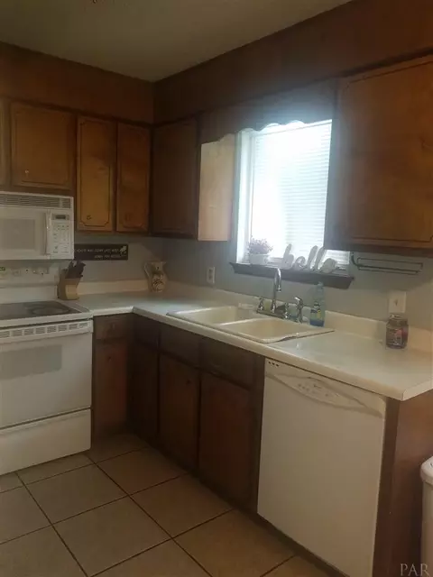6567 Sinclair St, Milton, FL 32570 photo 9
