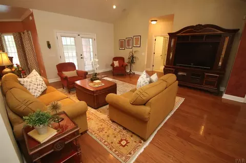 4283 Lancaster Gate Dr, Pace, FL 32571 photo 9