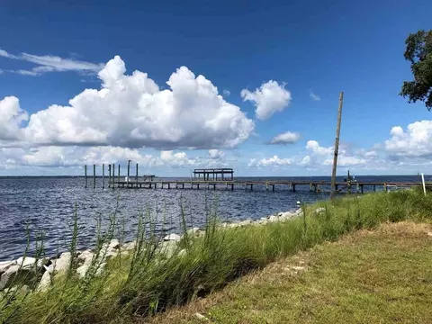 265 S Garcon Point Rd, Milton, FL 32583 photo 5