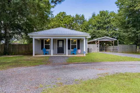 5657 Brooks Ln, Pace, FL 32571 photo 2